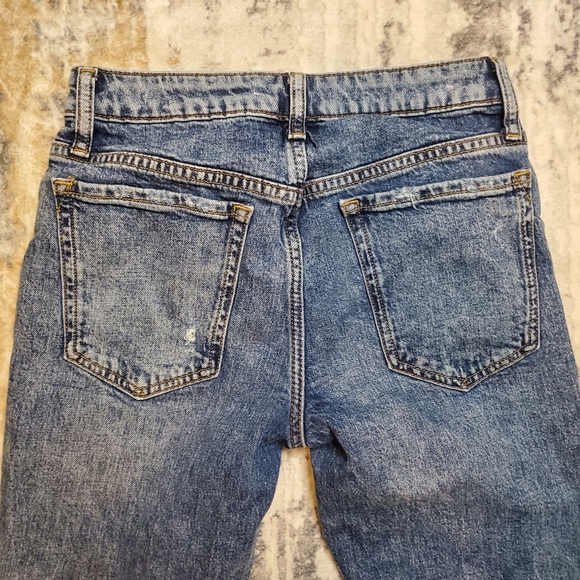 GAP Kid's Girl's Blue Jeans distressed Girlfriend fit - Size 12 adjustable waist - Picture 7 of 12